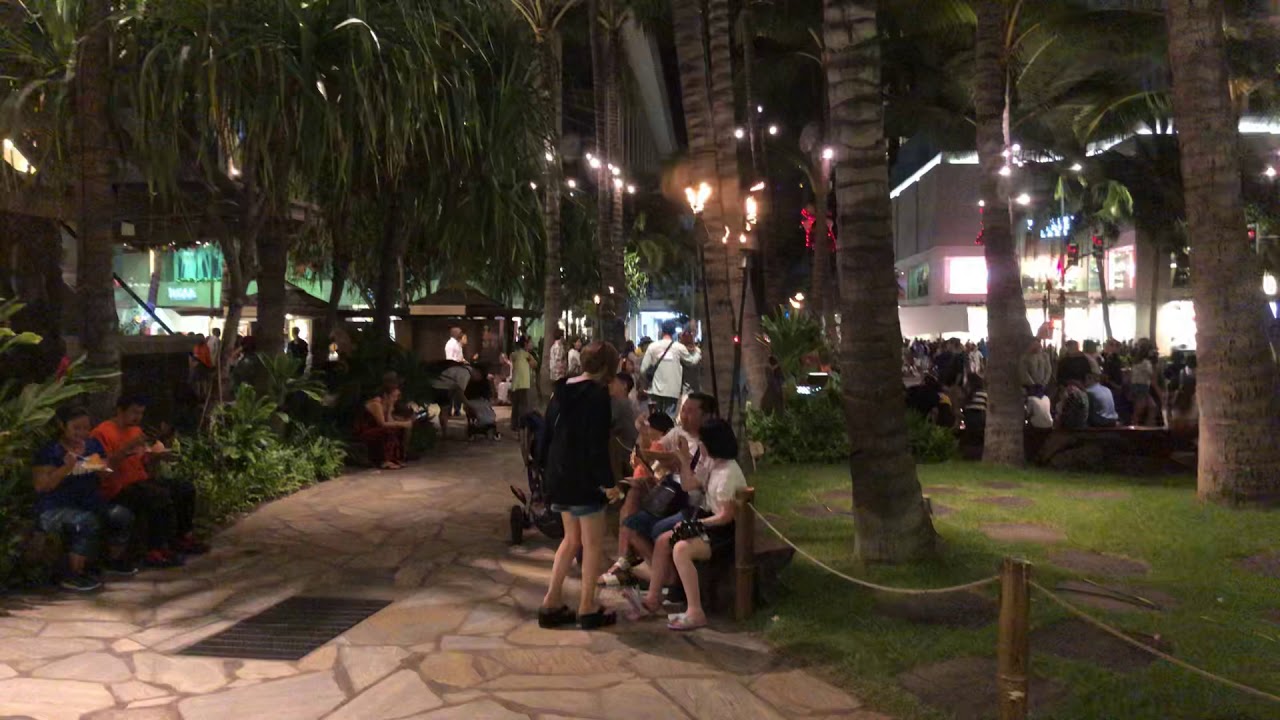 Waikiki Beach New Year S Eve 2020 At The Royal Hawaiian Center