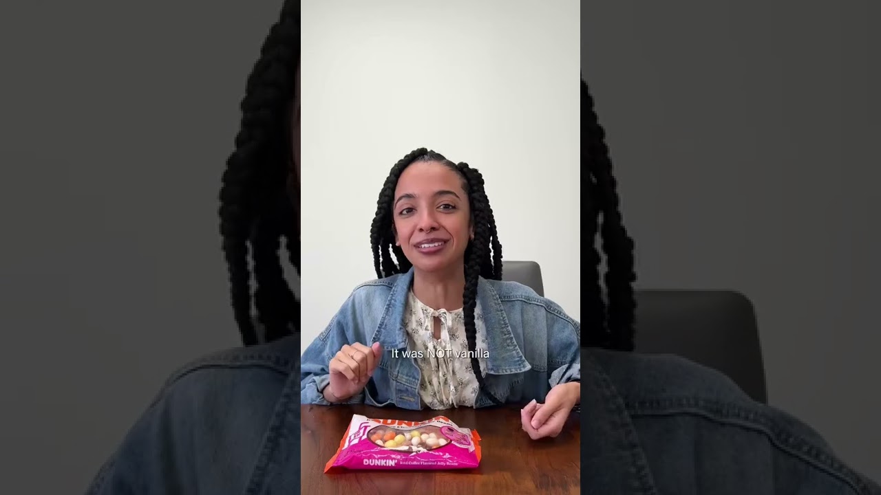 Are The NEW Dunkin Donut Jellybeans Good? ☕️ 