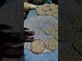 Como esse salgadinho estranho é feito?