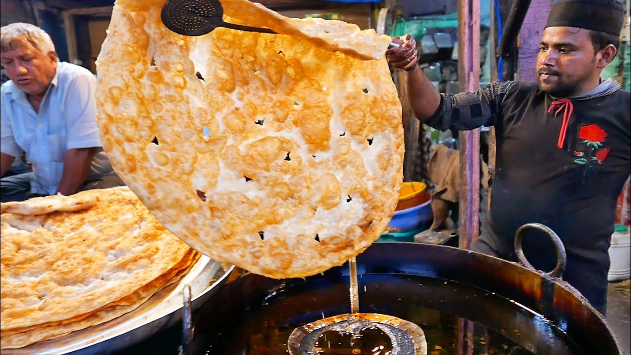 ⁣Indian Street Food - GIANT PARATHA AND HALWA Srinagar Kashmir India