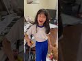 Yasmin falando Tagalog!
