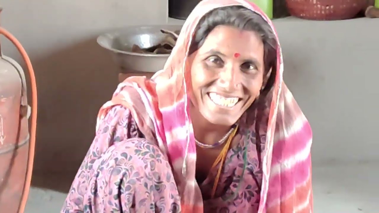 नया विलोग वीडियो जरुर देखे प्लीज़ लाइक और कमेंट जरुर करे दोस्तों 