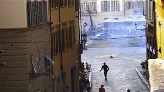 American director michael bay (armageddon, transformers) is currently
filming "six underground", a netflix production, in florence. we
captured the crash sce...