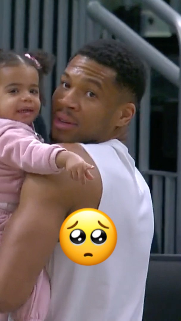Giannis with his daughter ?