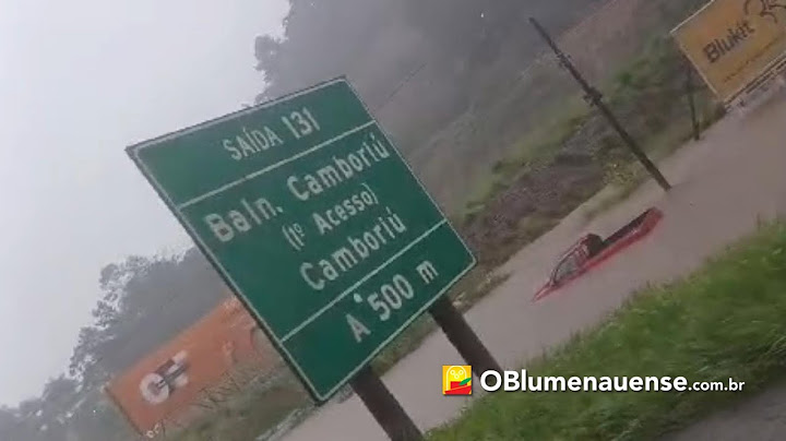 Alagamentos interditam trechos da BR-101 em Balneário Camboriú (SC)