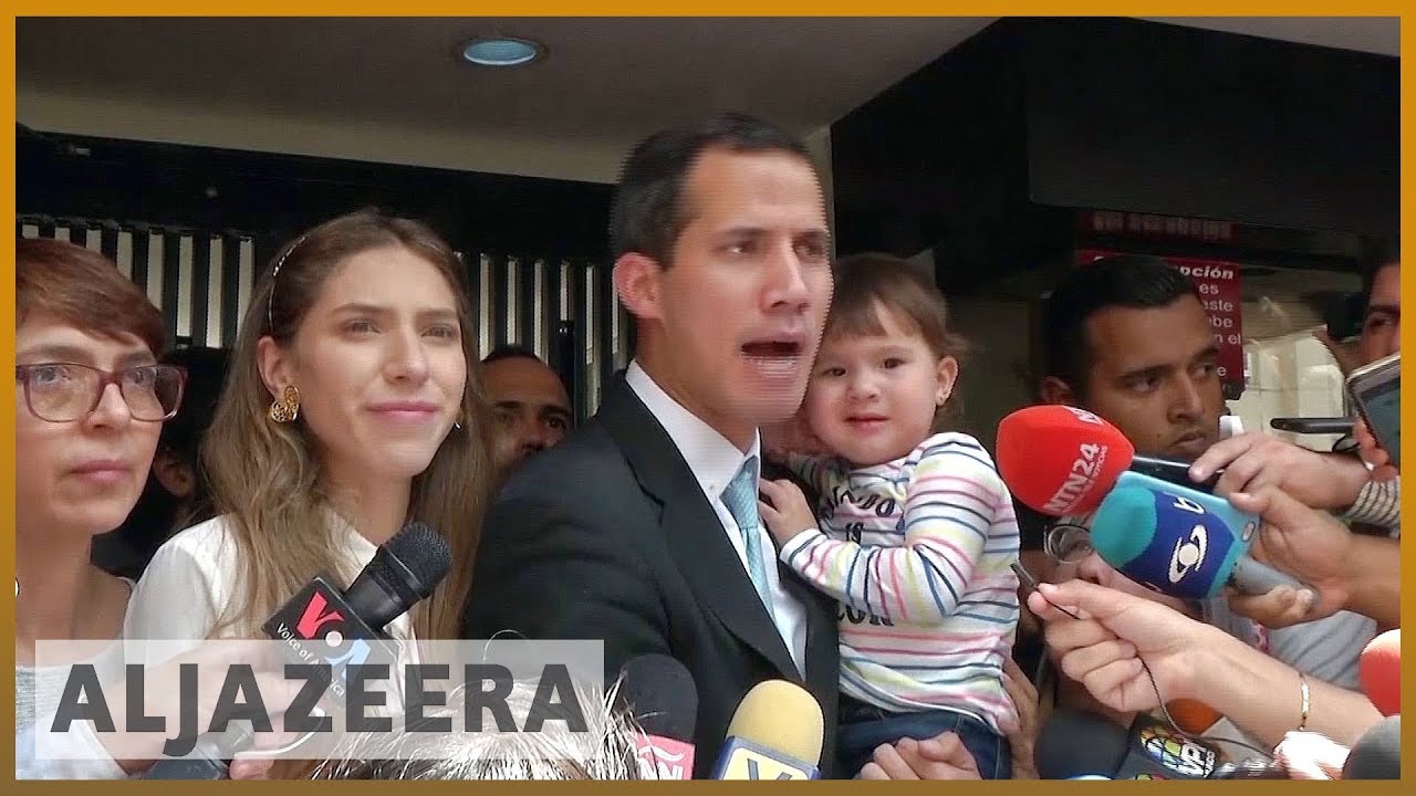 🇻🇪 غوايدو، رئيس فنزويلا، يحذر الشرطة من الاقتراب من عائلته | الجزيرة الإنجليزية