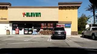Shopping in Murrieta - 7/11 on Clinton Keith
