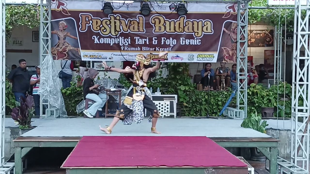 Cakilan di Festival Budaya Rumah Kreatif Wlingi Blitar 