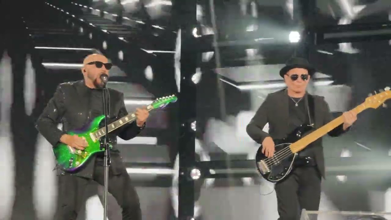 Kombii - Black and white (Lato z Radiem i Telewizją Polską, Promenada Stadionu Śląskiego 19.07.2025)