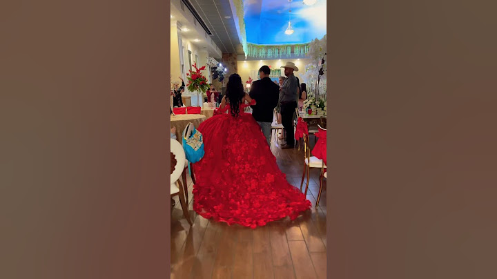 Viktoriah’s grand entrance‼️ #djponcesa #quinceañera #sanantonioquinceañera #quinceaneradress