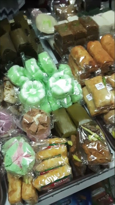 Surga Jajanan Pasar Kantin RS dr. Oen Solo