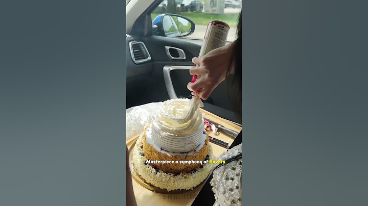 Transforming a Taxi into a Mobile Bakery for a Wedding Cake Adventure! 🚖🎂