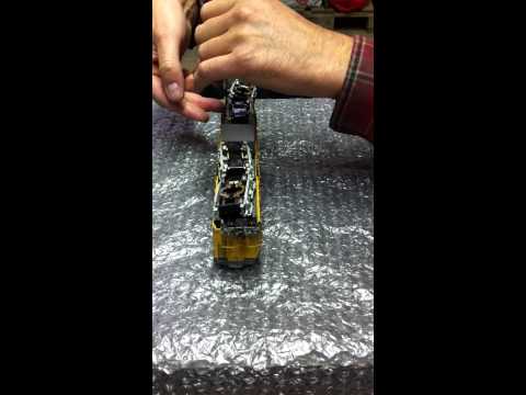 Removing shell from Lionel HO Veranda Gas Turbine
