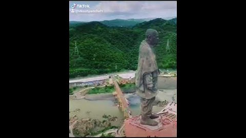 Statue of Unity from (Chopper) Helicopter