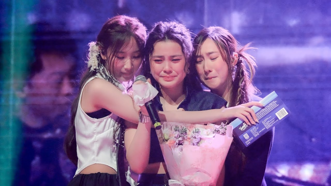 【funday_funthing】陪住你們🤍🩷💙 姚焯菲 Chantel 鍾柔美 Yumi 詹天文 Windy《女神》2025-12-28 Time to CYA巡迴演唱會佛山站