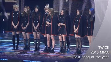 BTS reaction to TWICE Best Song of the Year speech at Melon Music Awards 2016
