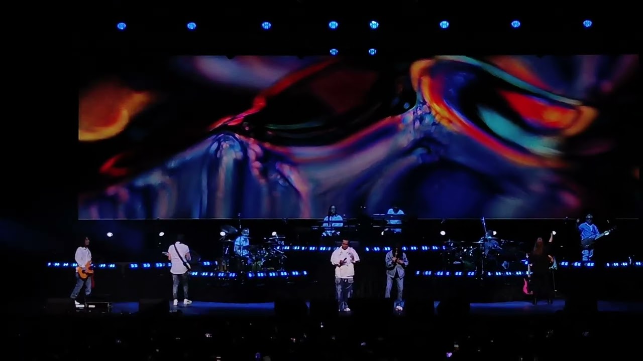 Kembali Terjalin - Zamani & Ezad (Exists Slam Live In Singapore 29 Nov 2025)