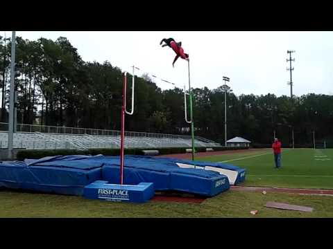 Michael Seaman 4 step pole vault