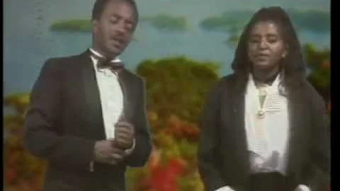 Ethio Oldies: Tewodros Tadesse and Asefu Debalike - Atbabi Sleyish (አትባቢ ስለይሽ)