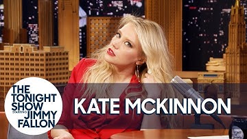 Kate McKinnon Shows Off Her Gal Gadot Impression