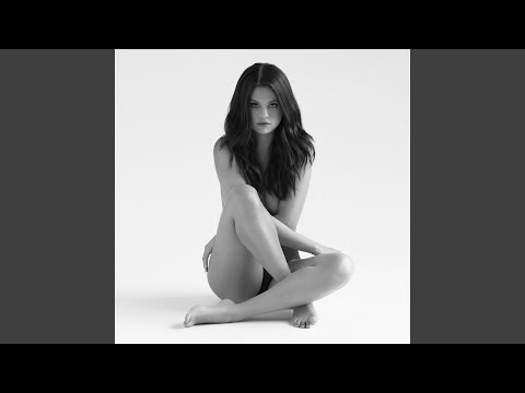 Video: Šeit Var Iegūt Selena Gomez Pom-pom Auskarus