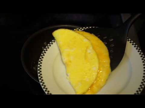 Video: Italian Omelet With Vegetables And Crackers: A Step-by-step Recipe With A Photo