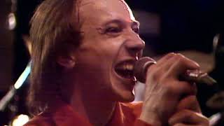 Magazine 'Shot By Both Sides' live Belgian TV 1979