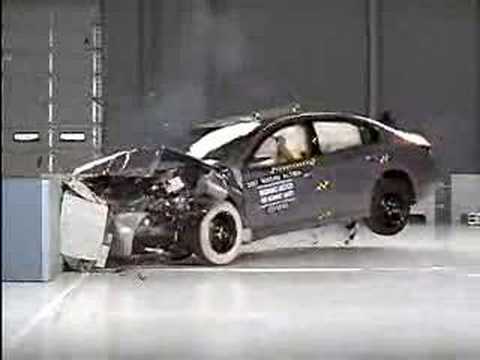 2007 Nissan altima crash test rating