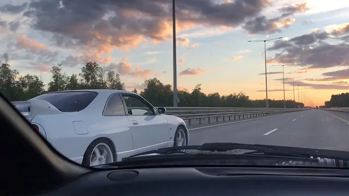 Supra 2jz-gte vs gtr r33 rb26