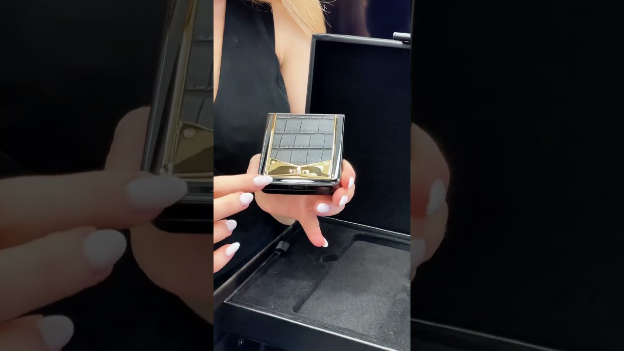 How Does VERTU Golden Edition Unboxing Feel
