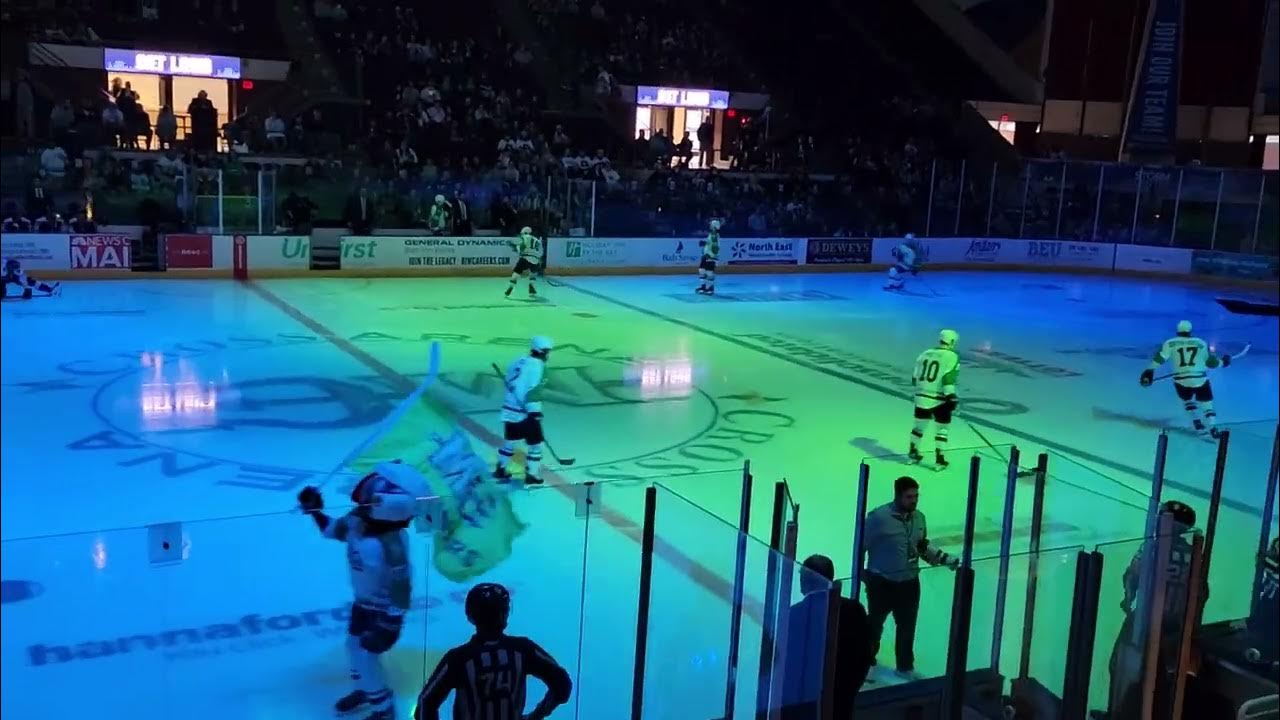 ECHL playoffs: Mariners beat Reading, 4-0, to even series at 2-2