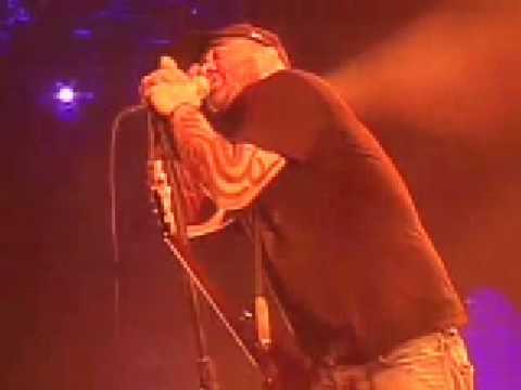 Staind - For You (Live @ KROQ 2008 pro shot)