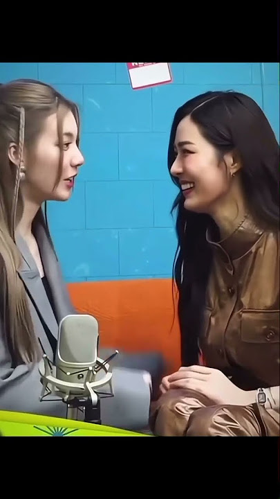 “Ling hands” want Orm💗🫠 #lingorm #linglingkwong #ormkornnaphat #hands #want #couple #girlslove