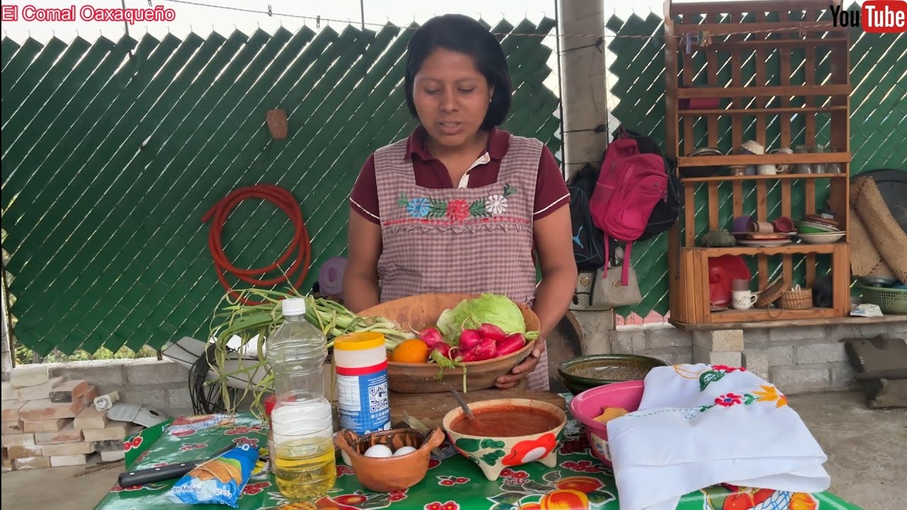 ✅️😃Preparo filete de pollo empanizado y lo acompaño con una rica ensalada 🥗 😋 
