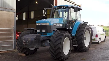 Kolik koní má traktor Ford 8870?