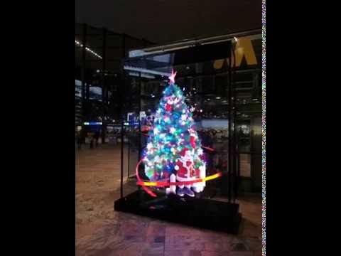HYPERVSN 3D holographic Christmas tree at Rotterdam Central Railway Station  