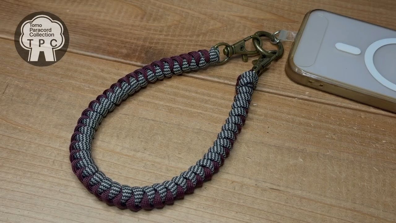 パラコードを使ってスマホ・カメラハンドストラップの作り方　ツートンカラー　シンプルつゆ結び