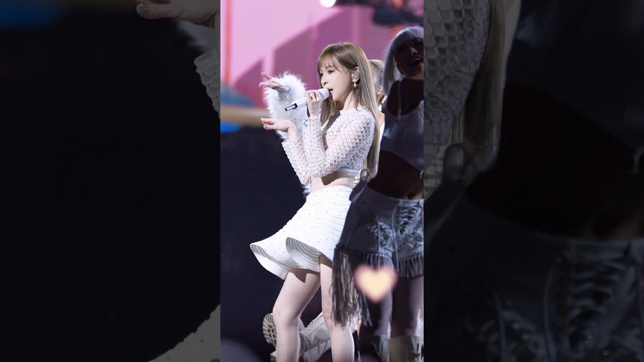 王心凌的Honey在台下被钓成翘嘴了！#王心凌#王心凌Honey#甜心教主#王心凌上海演唱会