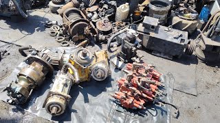 Bơm tổng ngăn kéo Kobelco SK75UR, bơm cong Liên Xô, motor servo 37kw: 0903003900 Trung Long An