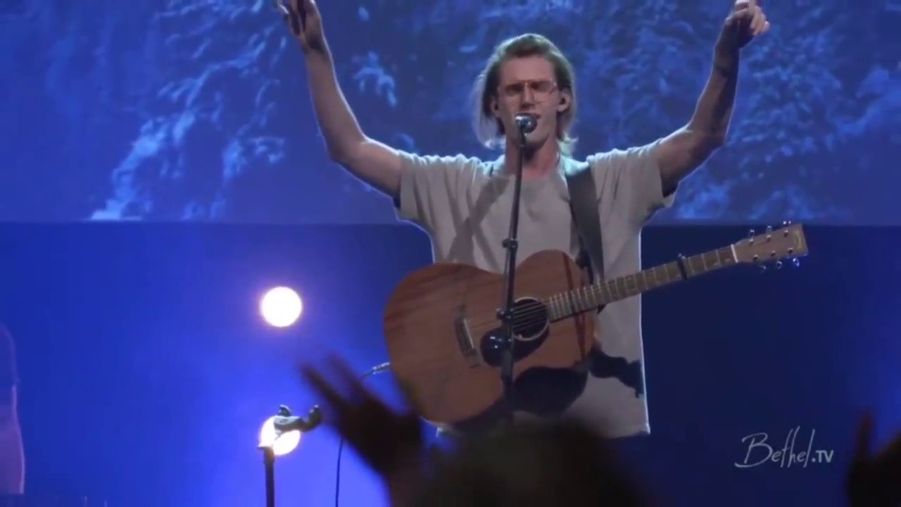 Center Of Gravity (w Spontaneous Worship) // Steffany Gretzinger & Paul Arend, Bethel Music