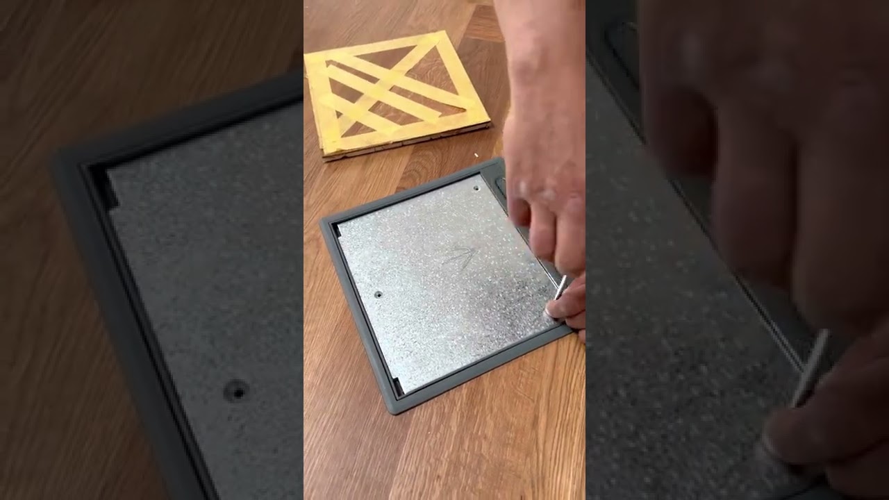 Bodendose im Parkett ausschneiden Part 2