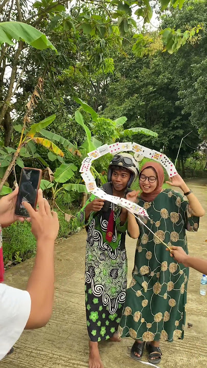 Ide pose foto pakai daster bareng ayang lucu🤣