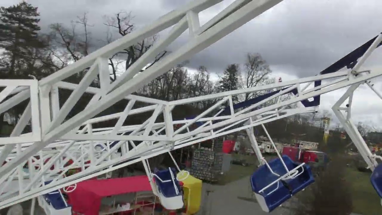 Matějská pouť 2023 (ZAHÁJENÍ) - ATRAKCE (ATTRACTION) BIG FLY (TWISTER) ZA JÍZDY (ON-RIDE)