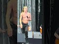 👕⚡ Iggy Pop – in the Red Hot Chili Peppers orbit – shirtless at 78 and still full attack mode