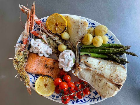 Video: Keso-smörgåsar: Steg-för-steg-recept Med Röd Fisk, Avokado, Gurka Och Tomater