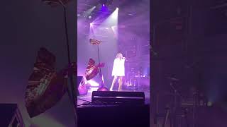 Xênia França, Plateia Cantando.