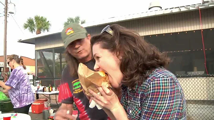 On The Patio:  Lindsey Goes to PigFest