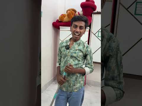 Aayat gave Choko Pai to brother 😄