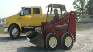 Gehl 4500 Gas Skid Loader