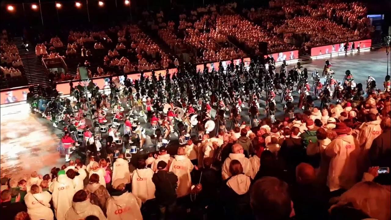 Basel Tattoo 2017 Grand Finale - The Black Bear / Scotland The Brave - Massed Drums And Pipes Basel Tattoo 2017 Grand Finale - The Black Bear / Scotland The Brave - Massed Drums And Pipes